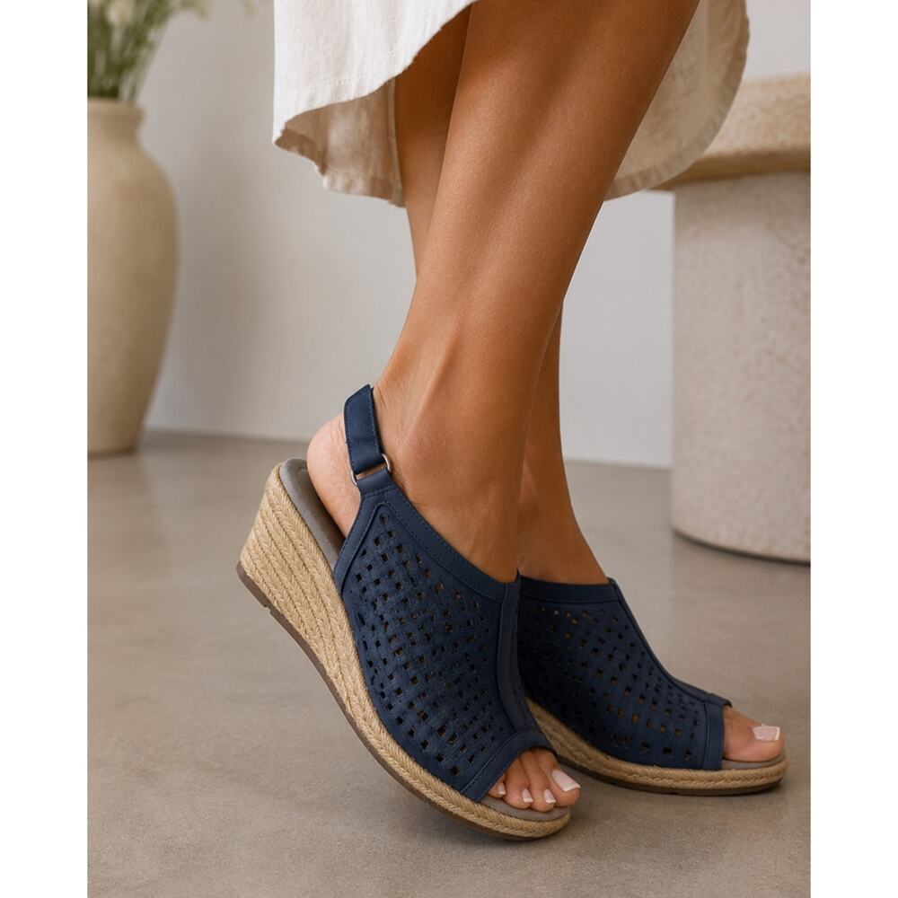 Earth Origins Blue Faux Leather Espadrille Wedges Womens 11 Beachy Sandal Vaca